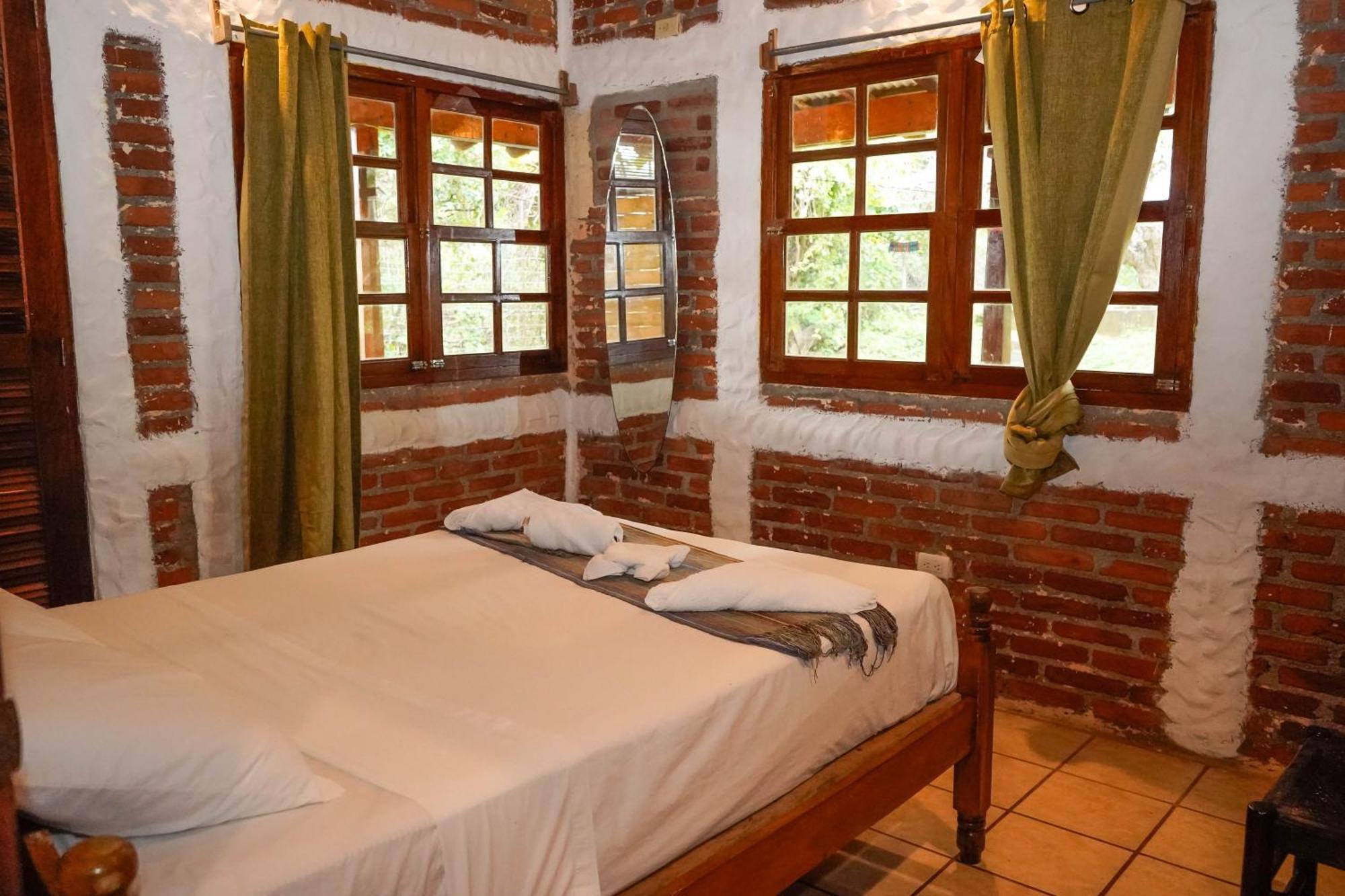 Casa Ruth Hotel ซานฮวนเดลซูร์ ภายนอก รูปภาพ