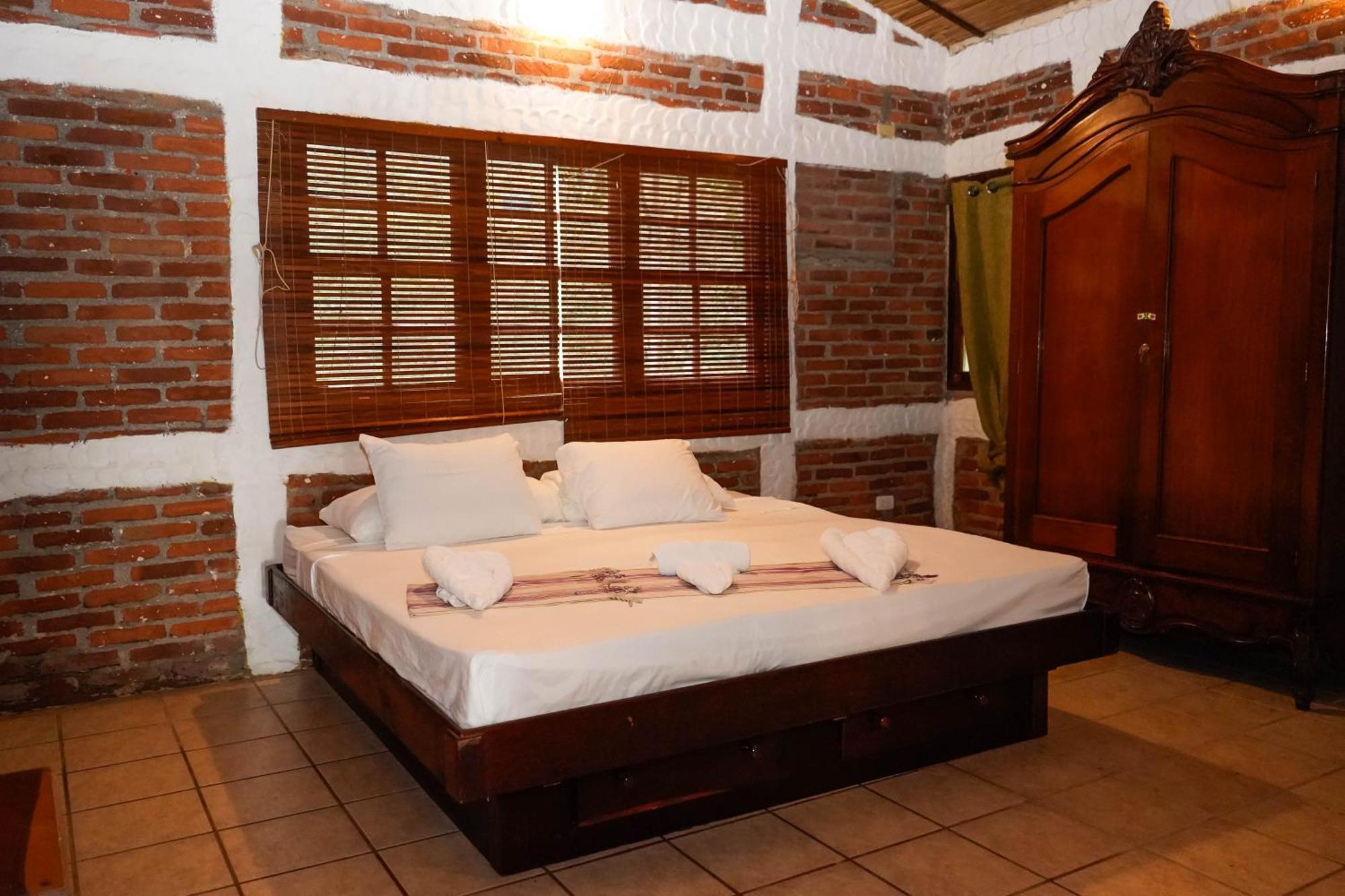 Casa Ruth Hotel ซานฮวนเดลซูร์ ภายนอก รูปภาพ