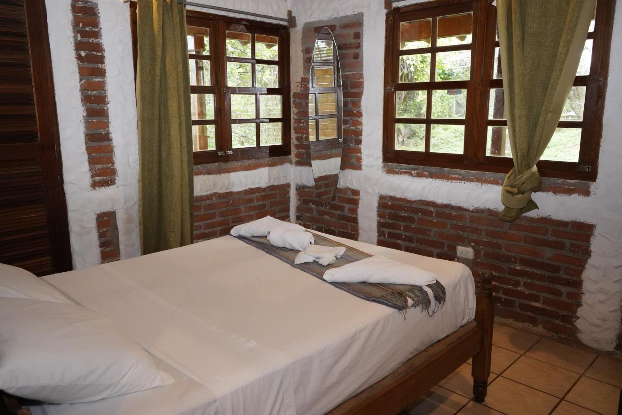 Casa Ruth Hotel ซานฮวนเดลซูร์ ภายนอก รูปภาพ