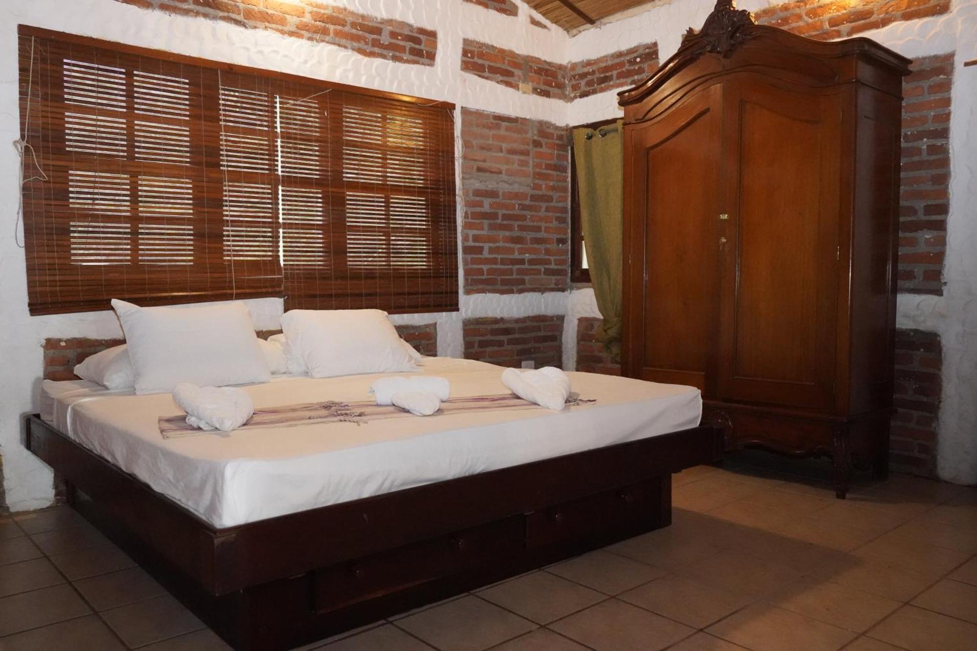 Casa Ruth Hotel ซานฮวนเดลซูร์ ภายนอก รูปภาพ